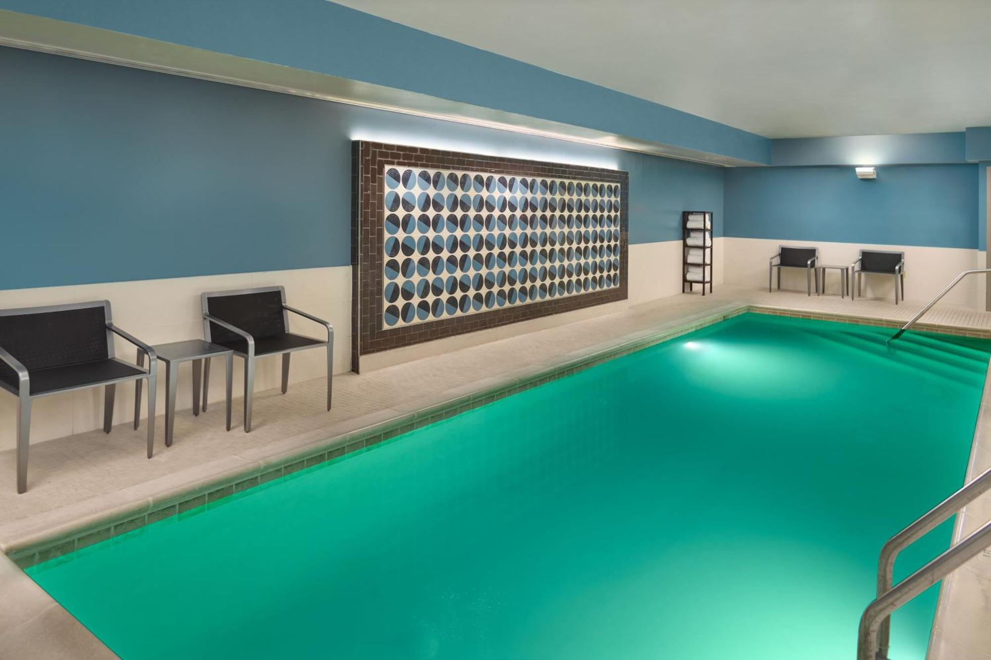 Courtyard By Marriott Washington, D.C./Foggy Bottom Hotell Exteriör bild