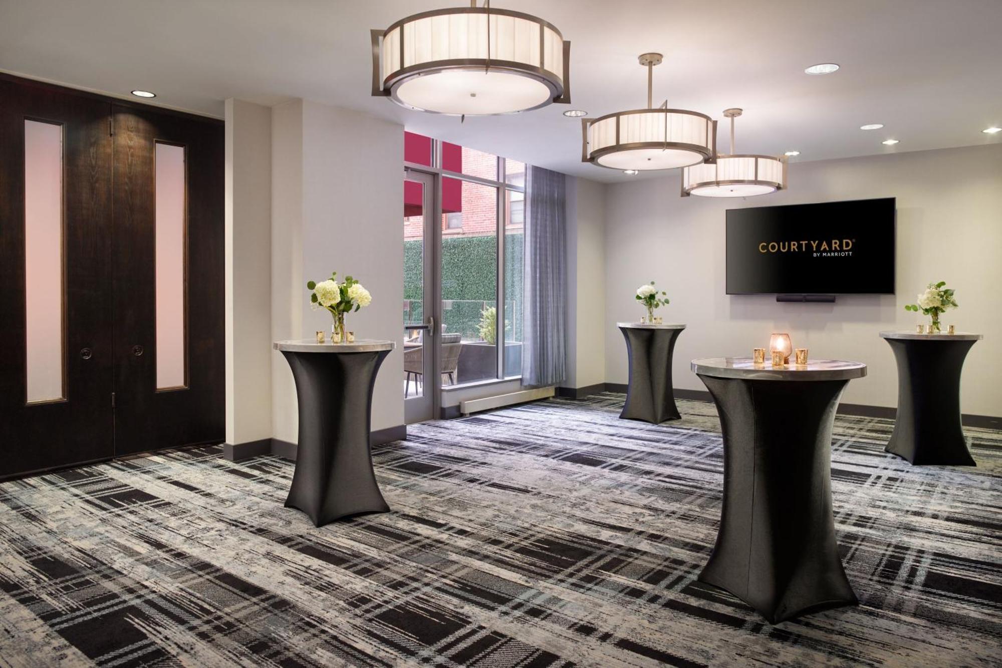 Courtyard By Marriott Washington, D.C./Foggy Bottom Hotell Exteriör bild