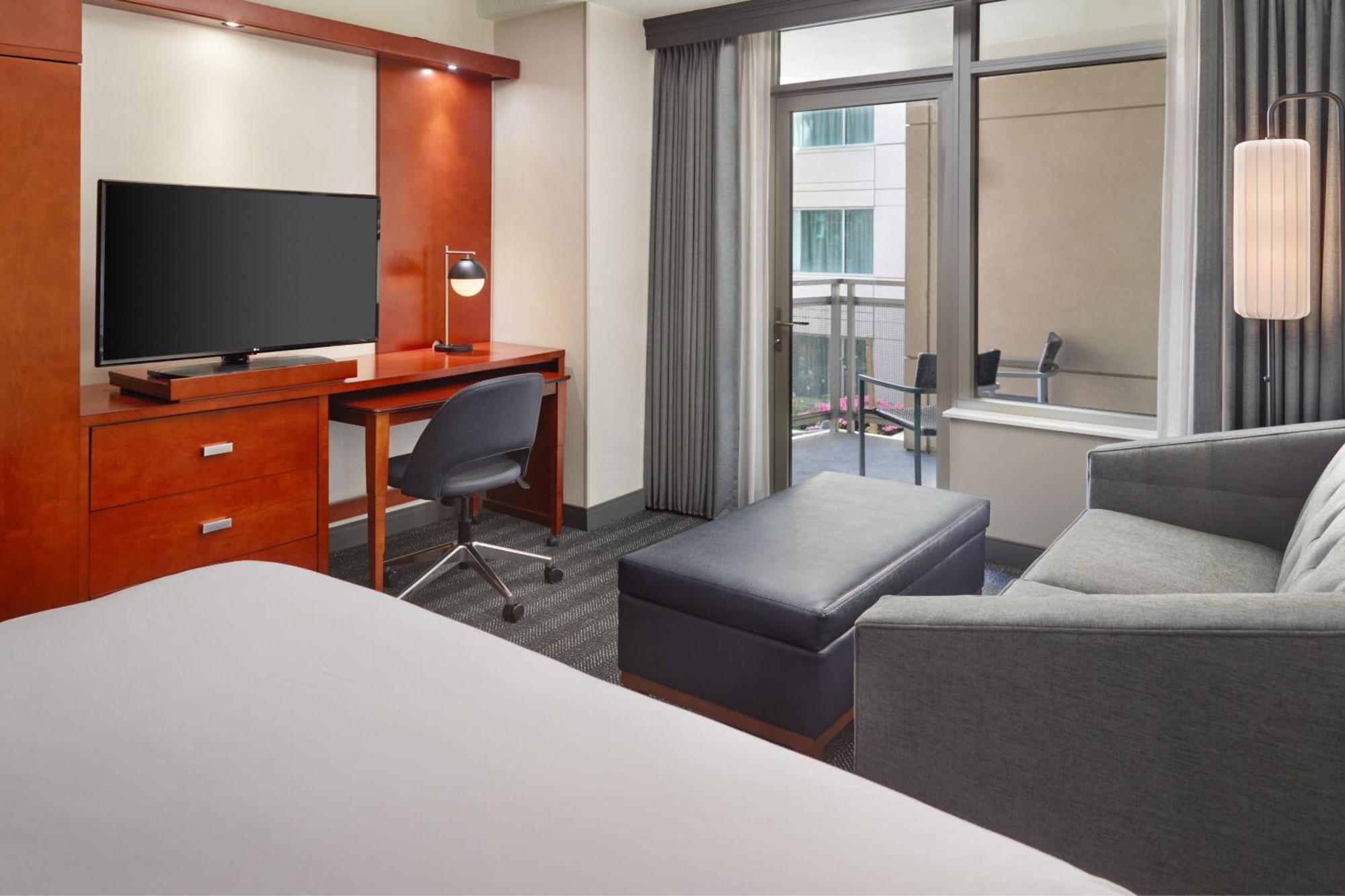 Courtyard By Marriott Washington, D.C./Foggy Bottom Hotell Exteriör bild