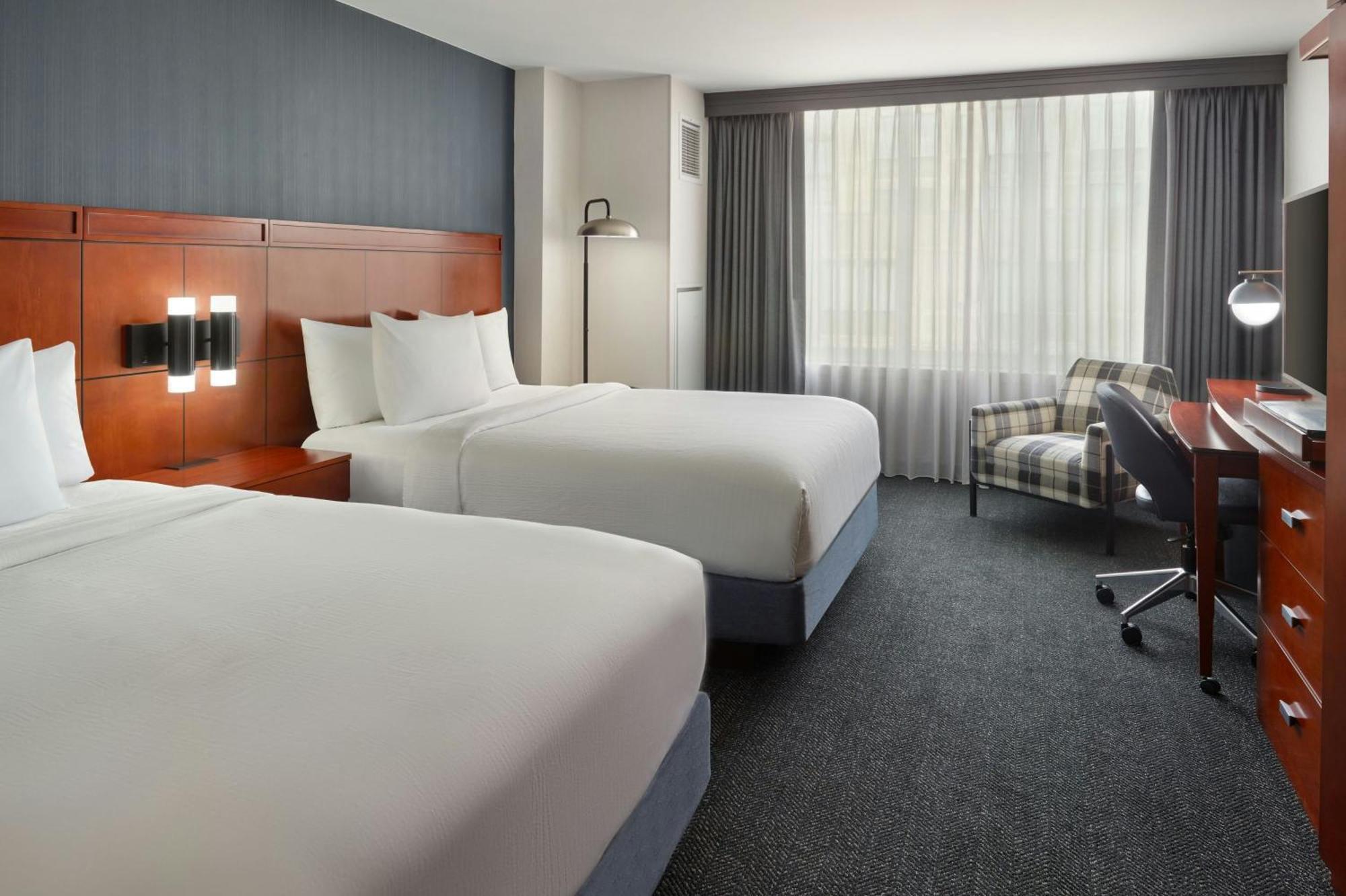 Courtyard By Marriott Washington, D.C./Foggy Bottom Hotell Exteriör bild
