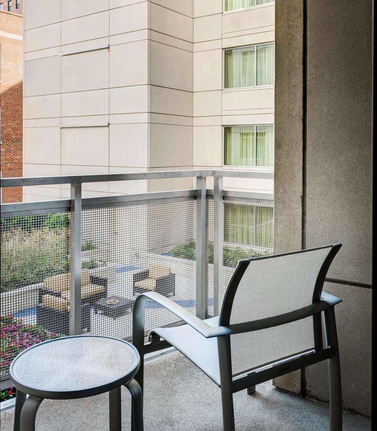 Courtyard By Marriott Washington, D.C./Foggy Bottom Hotell Exteriör bild